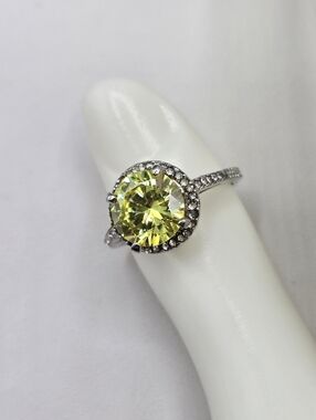 Swarovski Crystal Elements Silver Statement Ring Yellow Citrine Size 8 Halo